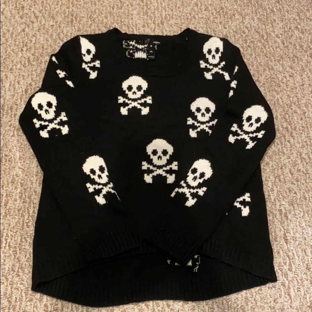 Aqua ‘Skull’ Sweater